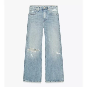 Slutsålda populära Zara jeansen - Har i både storlek 34 och 36, och båda är prillansnya aldrig testade med prislapp på 