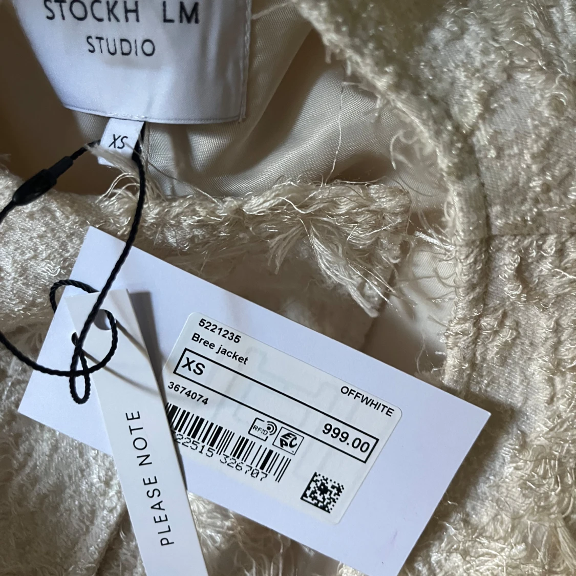 Offwhite Bree jacka från STOCKH LM Studio - 2