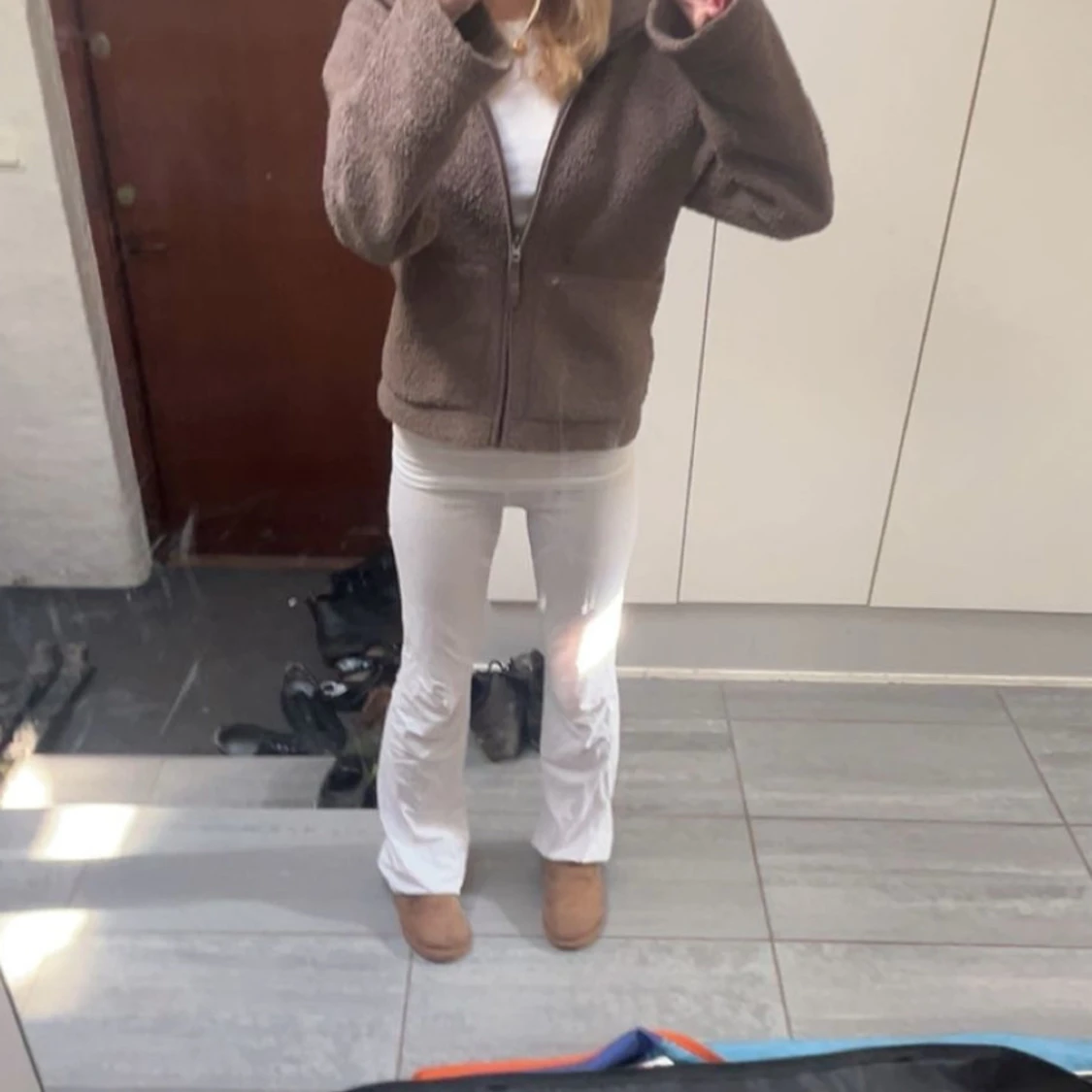 Brun teddyjacka med dragkedja - 1