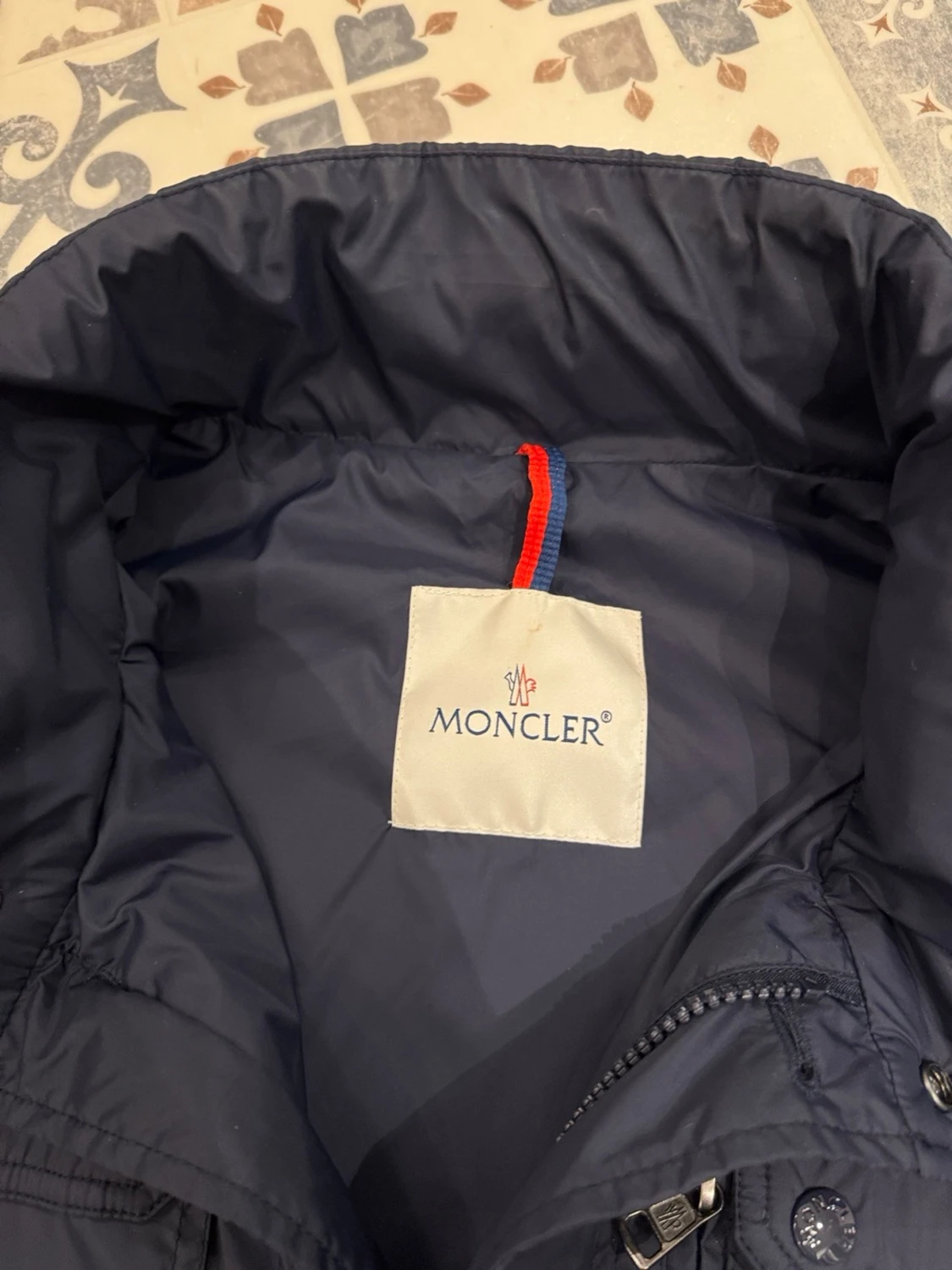 Mörkblå vindjacka från Moncler - 2