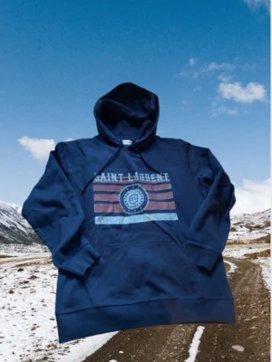 Saint laurent hoodie - Nyskick utan några konstigheter.