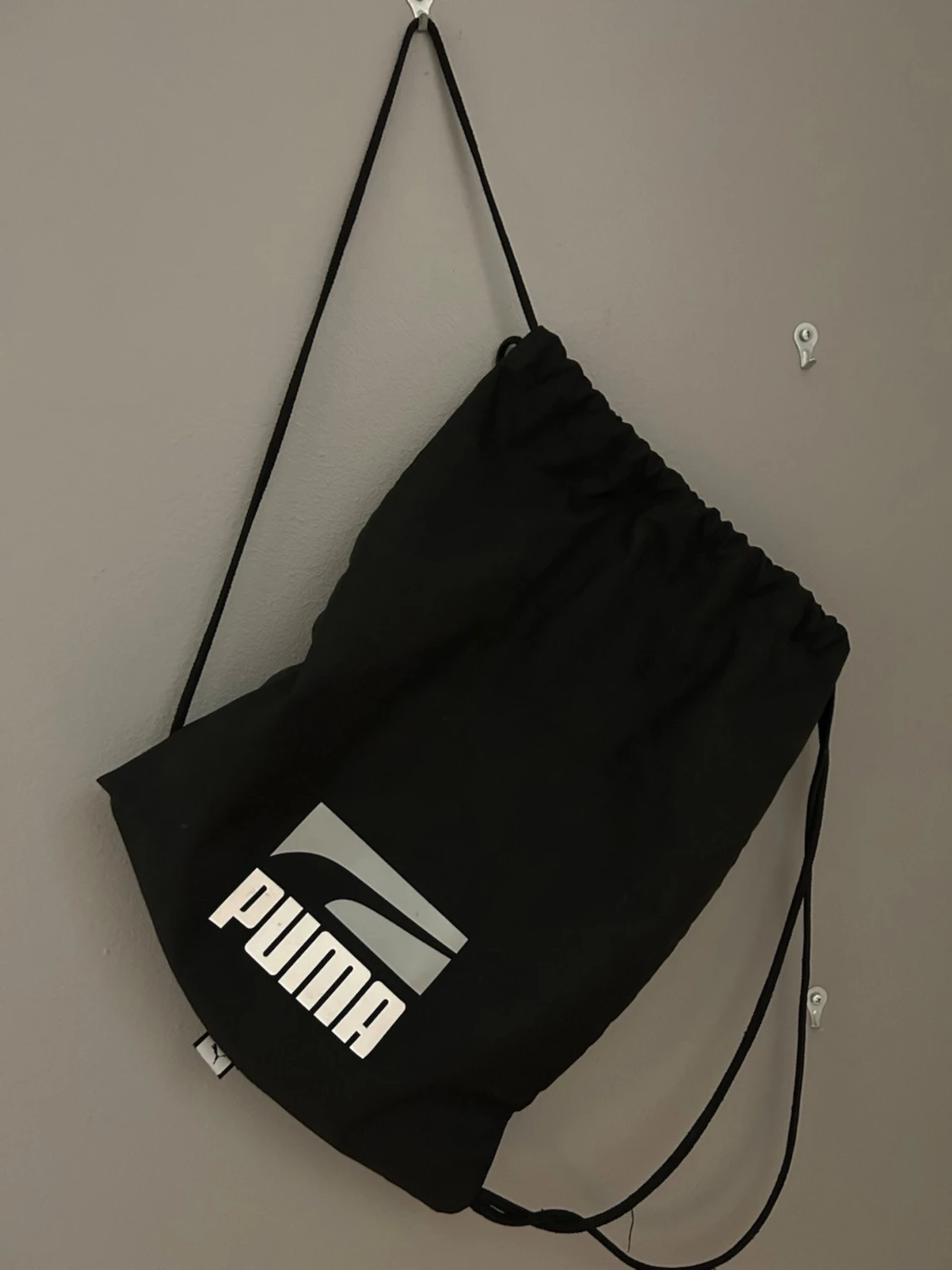 Svart väska från Puma - 1