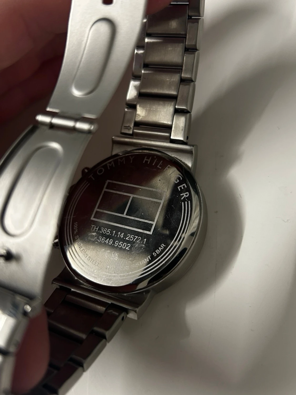 Silverfärgad Tommy Hilfiger klocka - 2