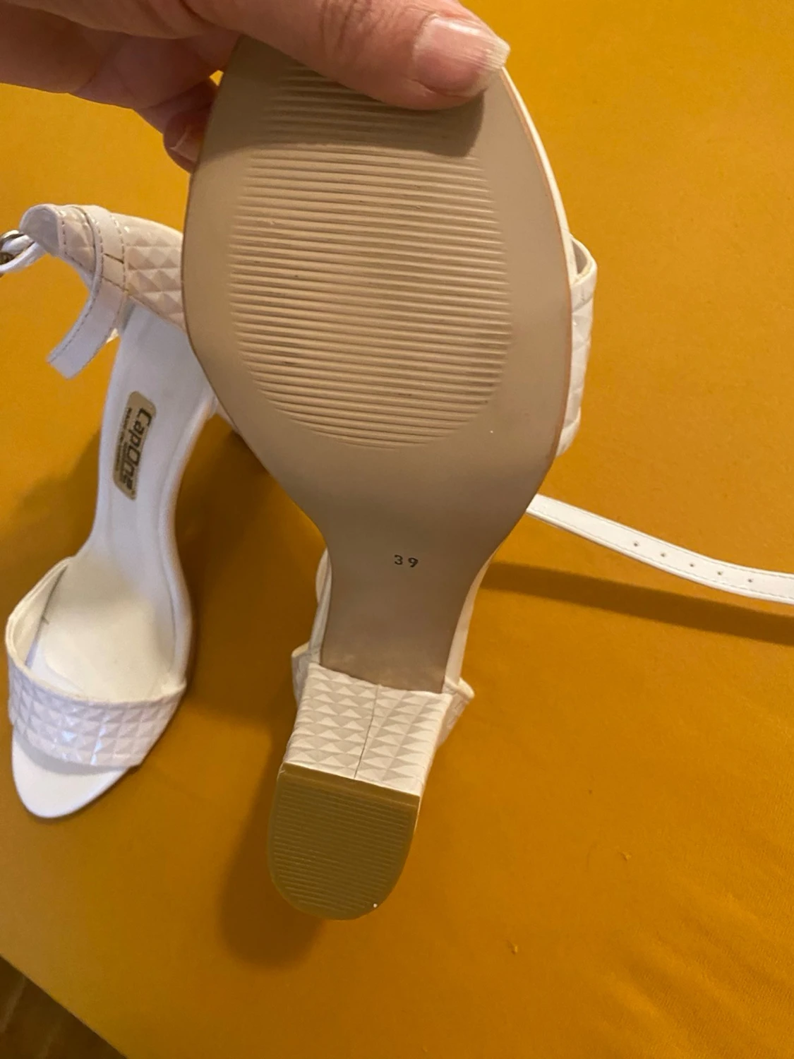 Vita sandaler med blockklack, storlek 39 - 2