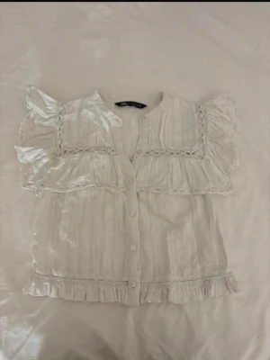 söt blus från zara - somrig söt blus från zara 