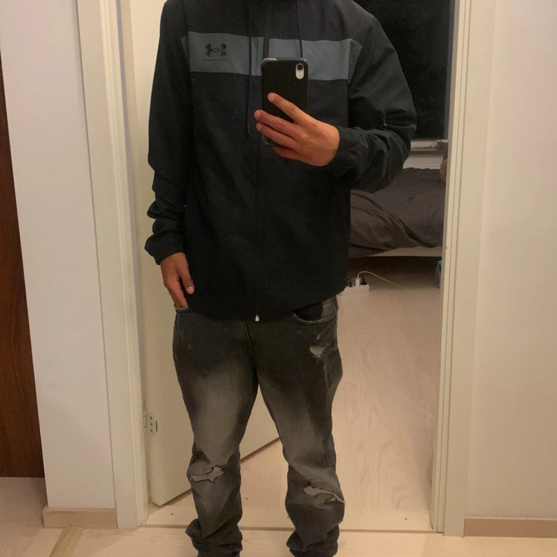 Svart vindjacka från Under Armour - 3