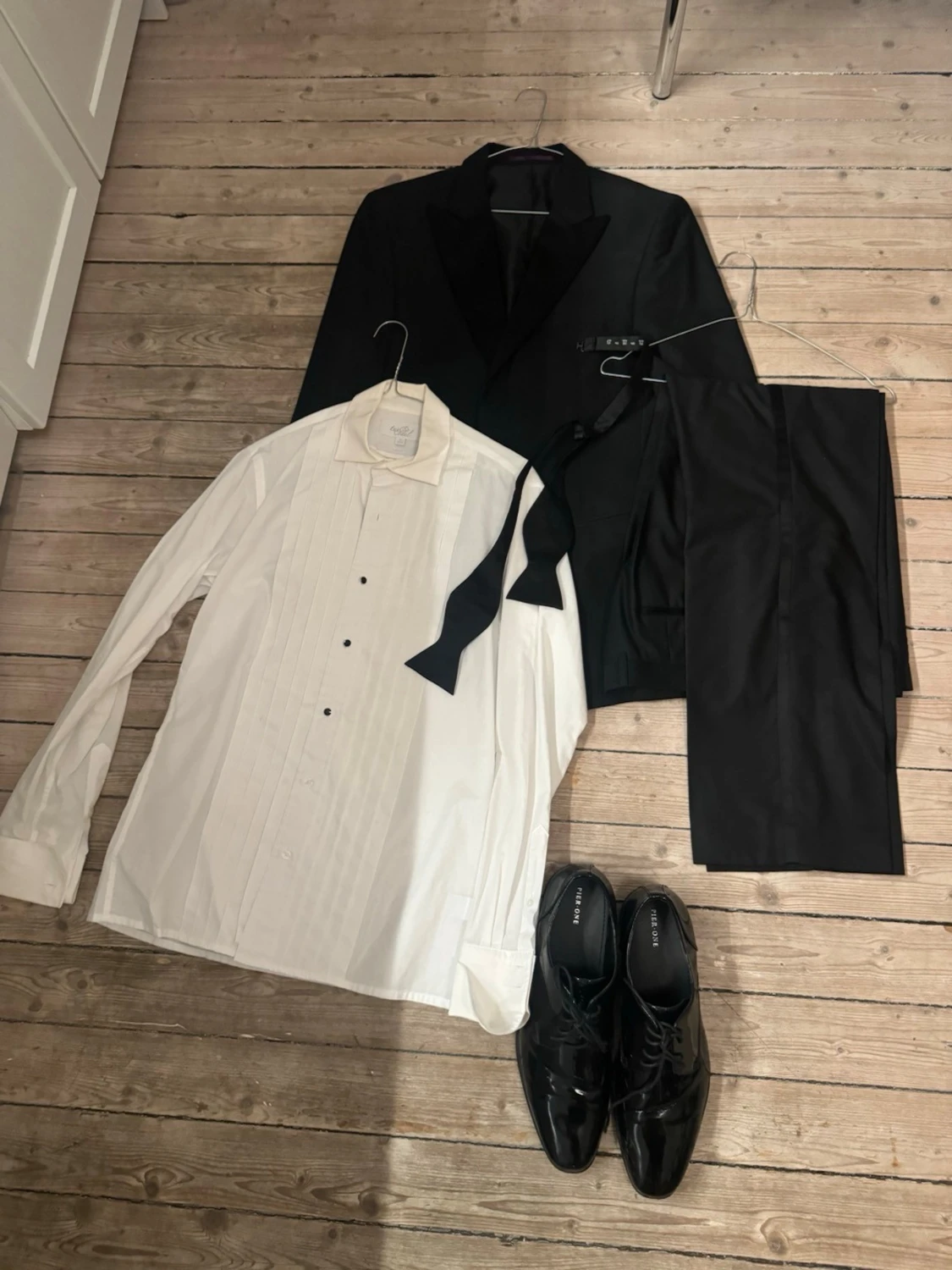 Klassisk svart smoking helt set - 3