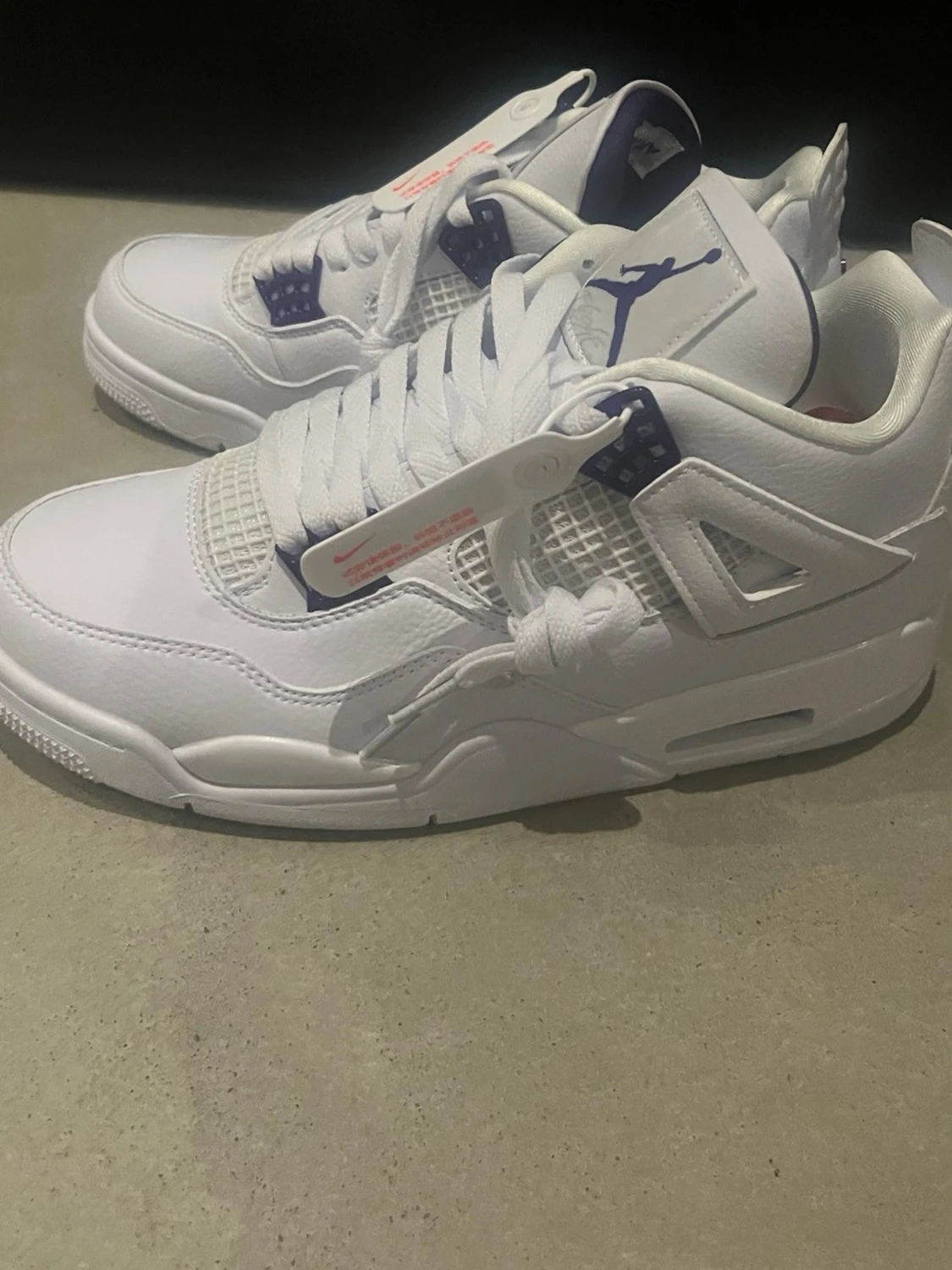 Nike Air Jordan 4 vit/lila sneakers - 3