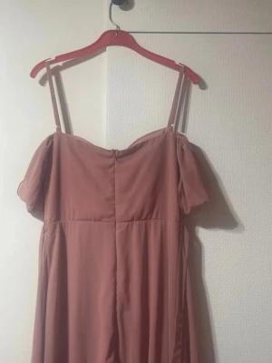 Chiffongklänning - Chiffong Minimalistisk Sexig Plisserad Trender Tight Klubbfest Bröllopsklänning, Formell, Kväll, Bröllopsgäst. färg korallrosa