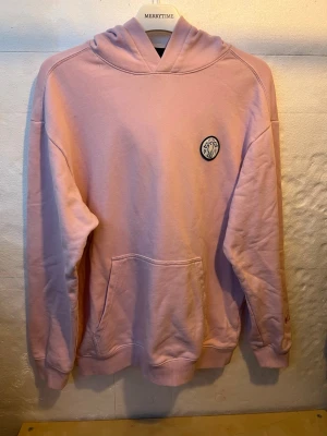 Snygg rosa tröja från HM  - Snygg rosa hoodie från HM helt ny storlek S