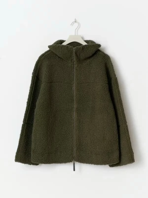 Teddyjacka - Från Gina, helt slutsåld på hemsidan, knappt använd så superfint skick☺️ Supervarm och skön, även stor i storleken, jackan är i storlek XS men passar S också!