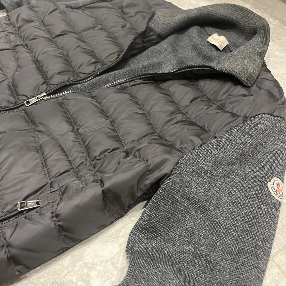 Moncler mörkgrå cardigan - 2
