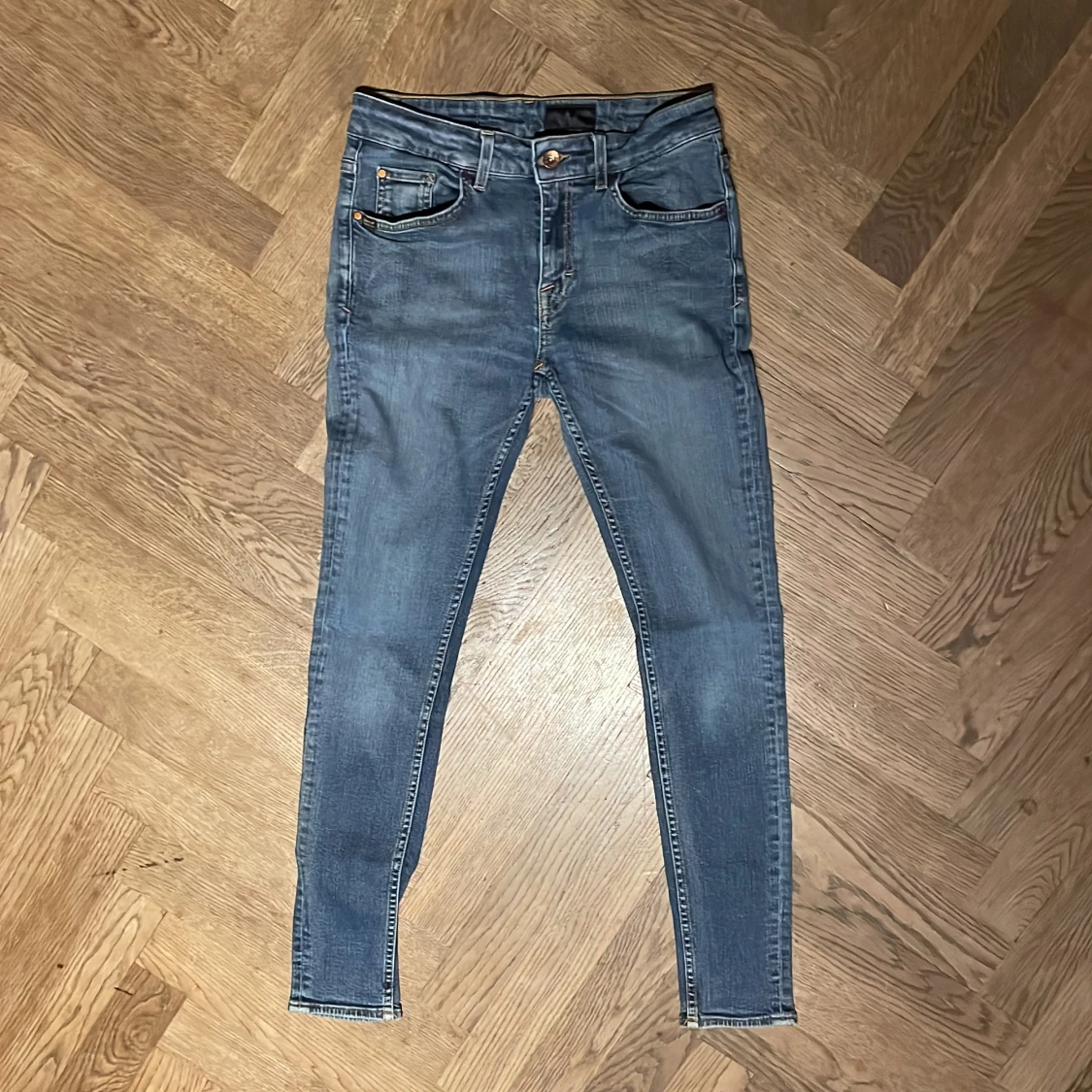 Blå  jeans från tiger of sweden - 1