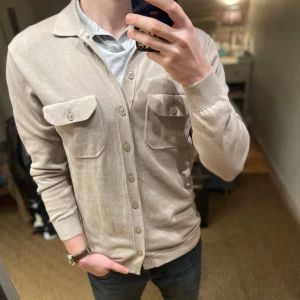 La Chemise overshirt - Aldrig använd, Nypris 1600 kr.