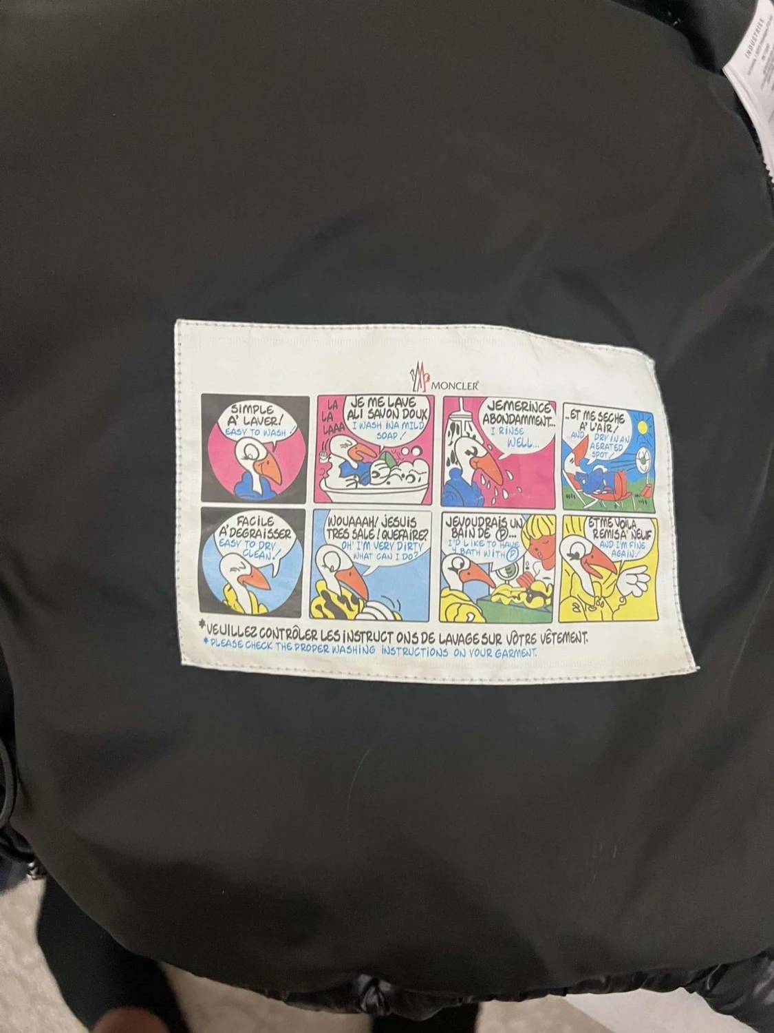 Svart pufferjacka från Moncler - 5