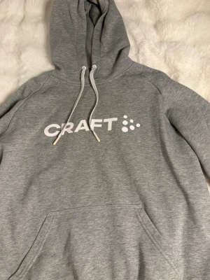 Craft hoodie - Jättefin craft hoodie som aldrig blivit brukad. 