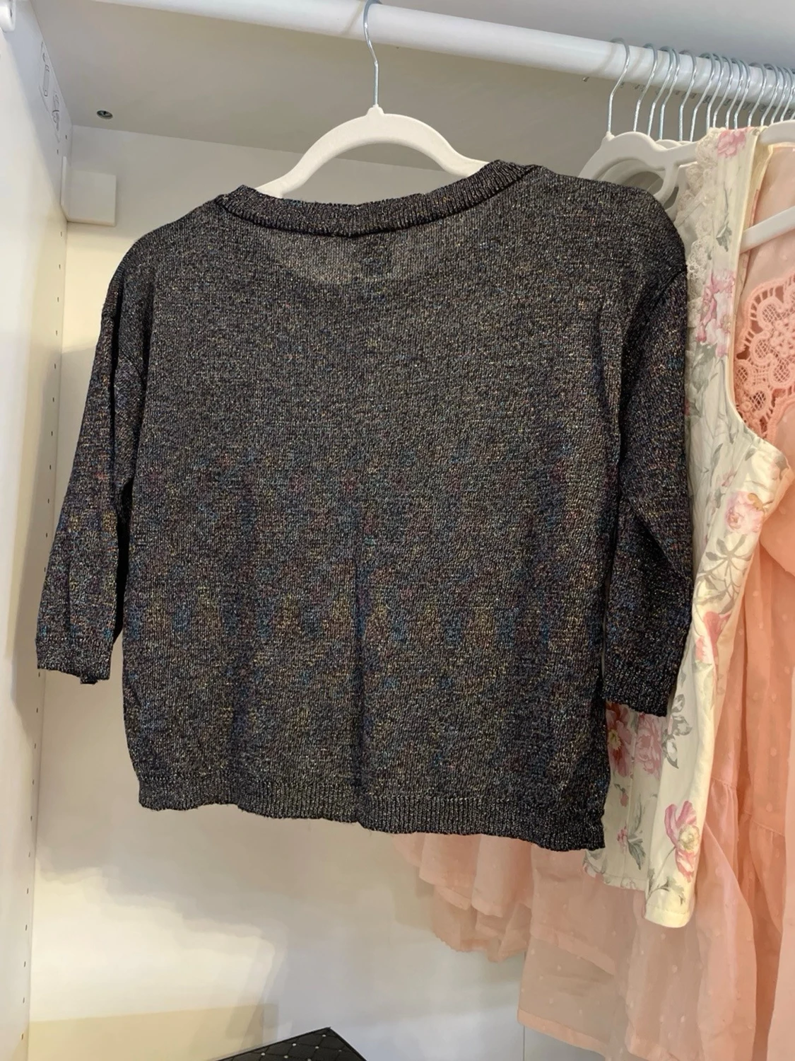 Stickad glittrig tröja - 4