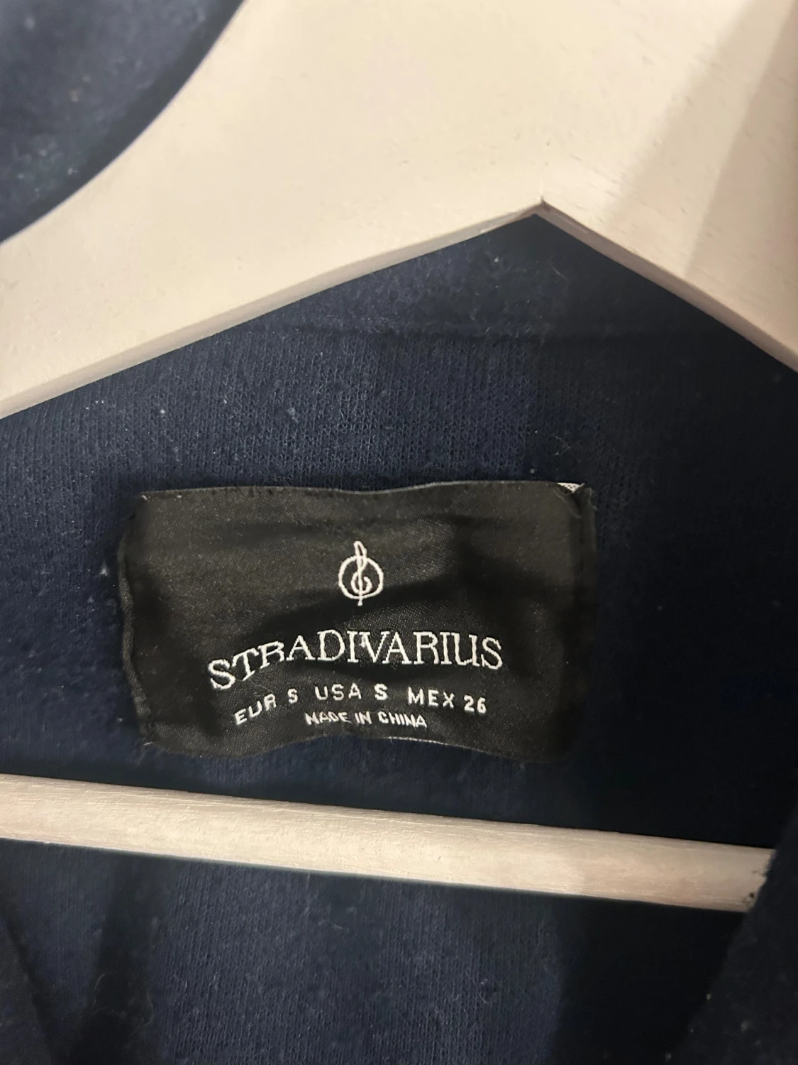 Mörkblå skepparkavaj från Stradivarius - 2