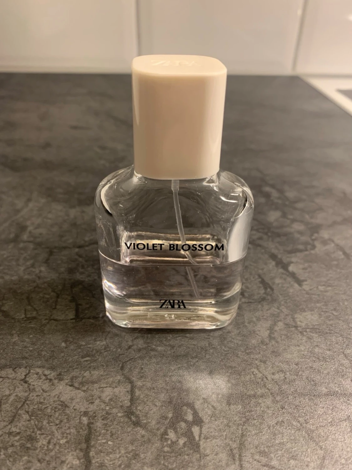 Zara Violet Blossom parfym