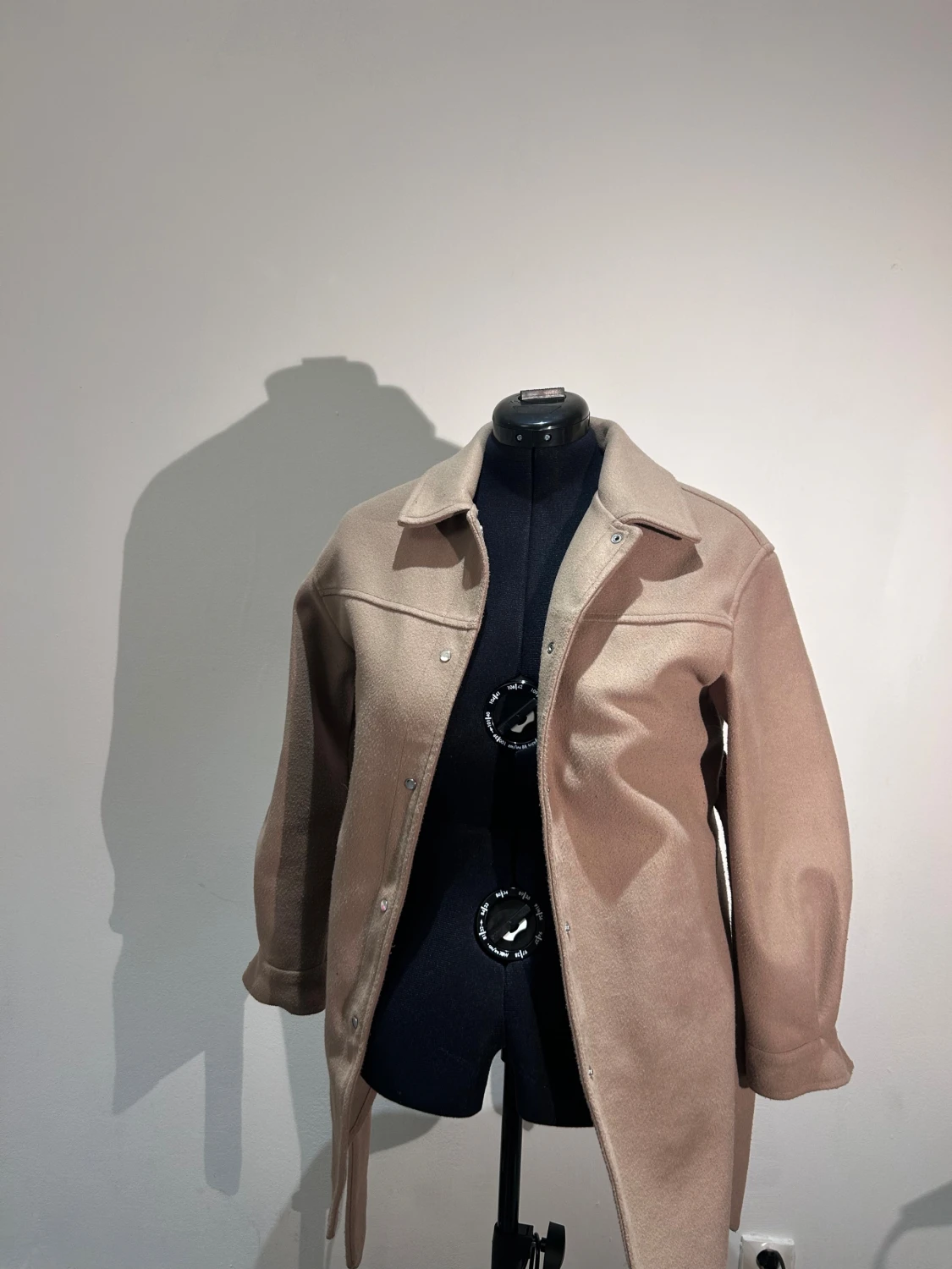 Beige kappa i ullmix - 1