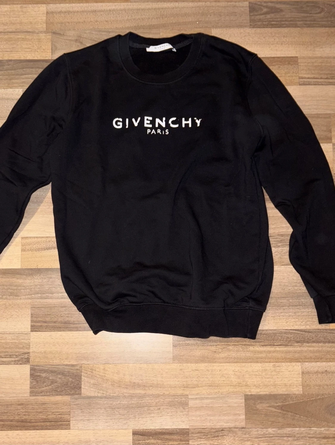 Svart sweatshirt från Givenchy