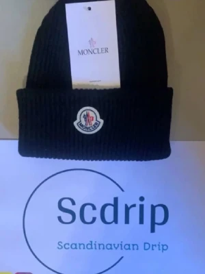 Moncler Mössa Svart - Oanvänd Moncler Mössa