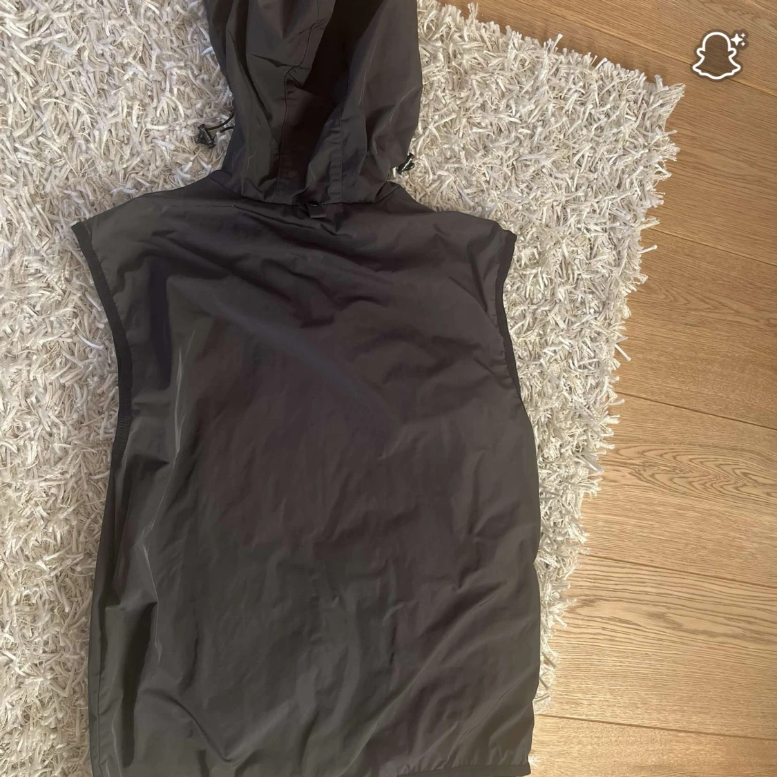 Svart dunväst från Massimo Dutti - 1