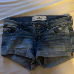 Lågmidjade hollister shorts  - Lågmidjade hollister shorts, aldirg använda, w24