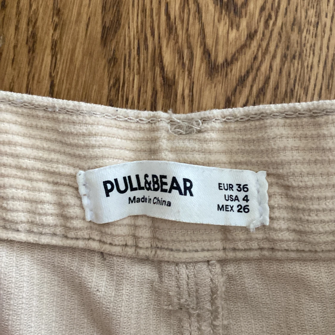 Beiga manchesterbyxor Pull&Bear 36 - 3