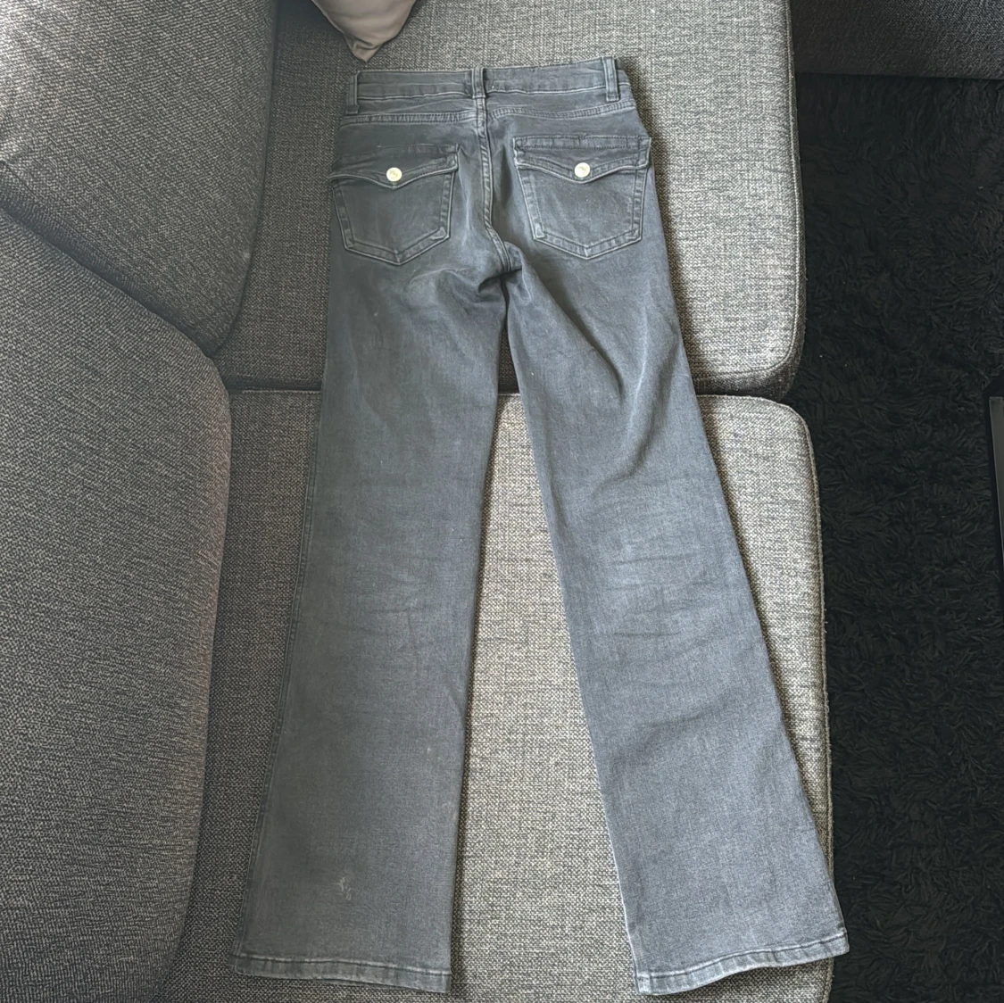 Svarta bootcut jeans från Lager 157 - 4