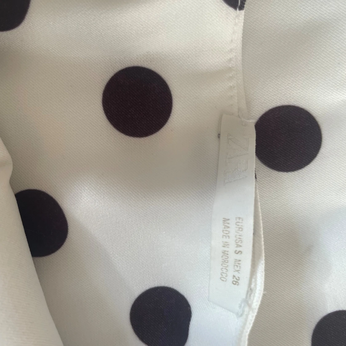 Prickig tubtopp från Zara  - 3