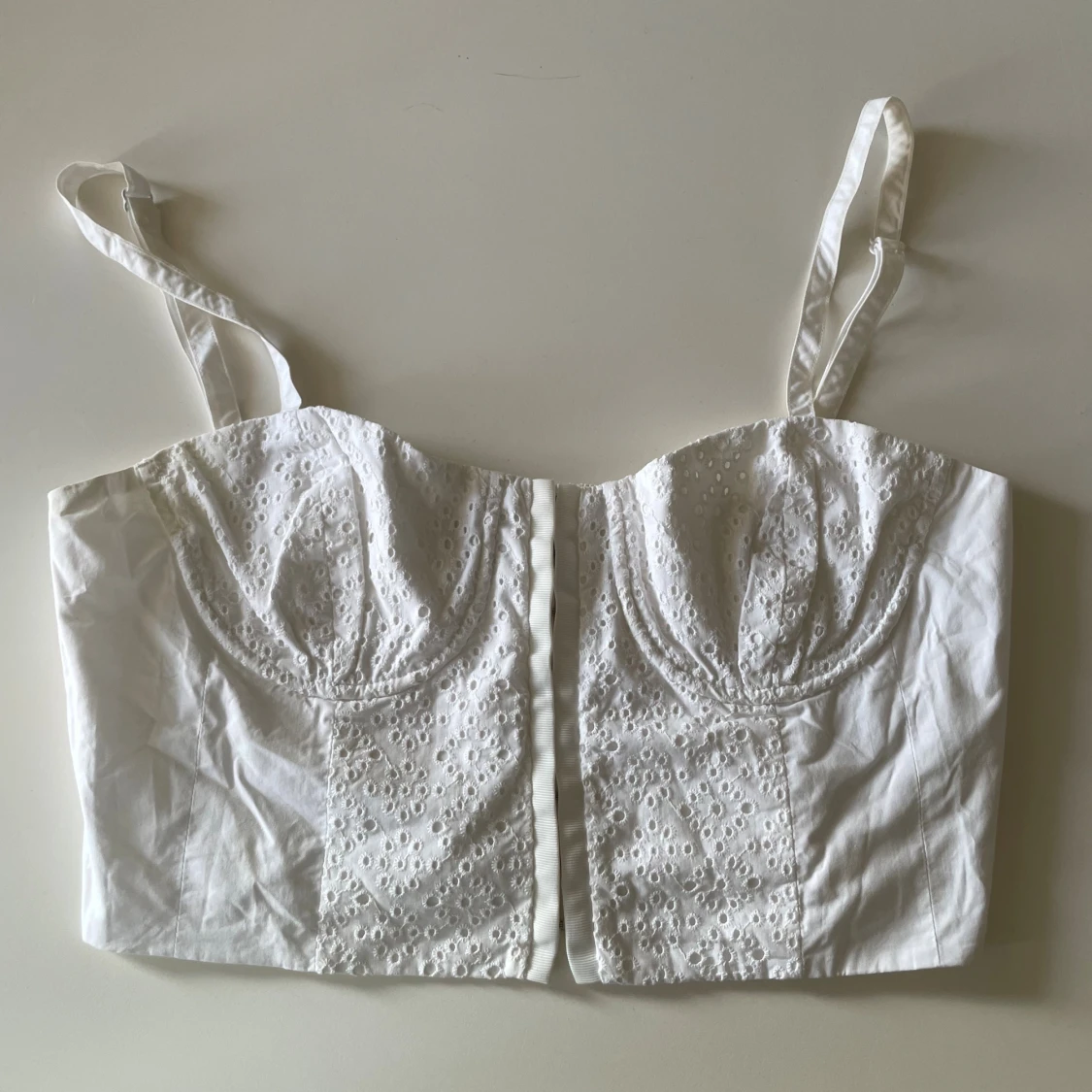 Vit broderad korsett från French Connection - 2
