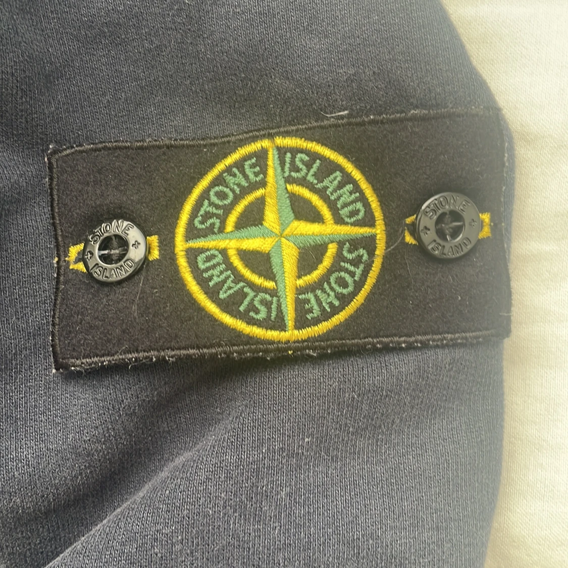 Mörkblå Stone Island sweatshirt - 2