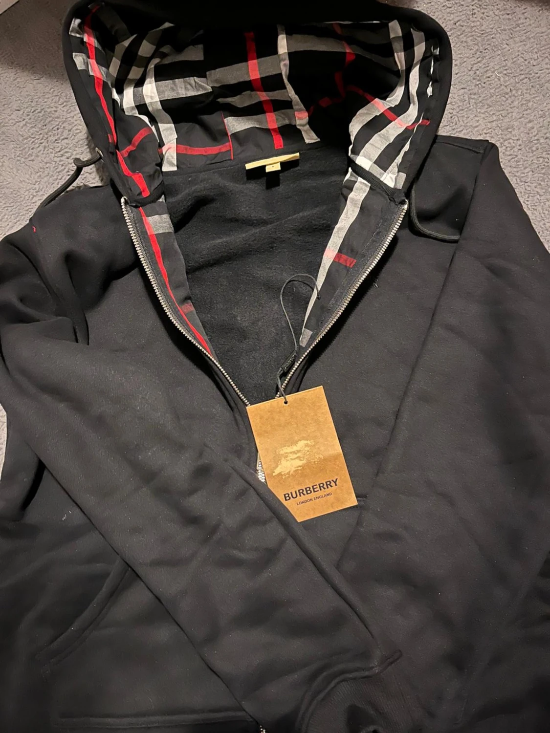 burberry zip