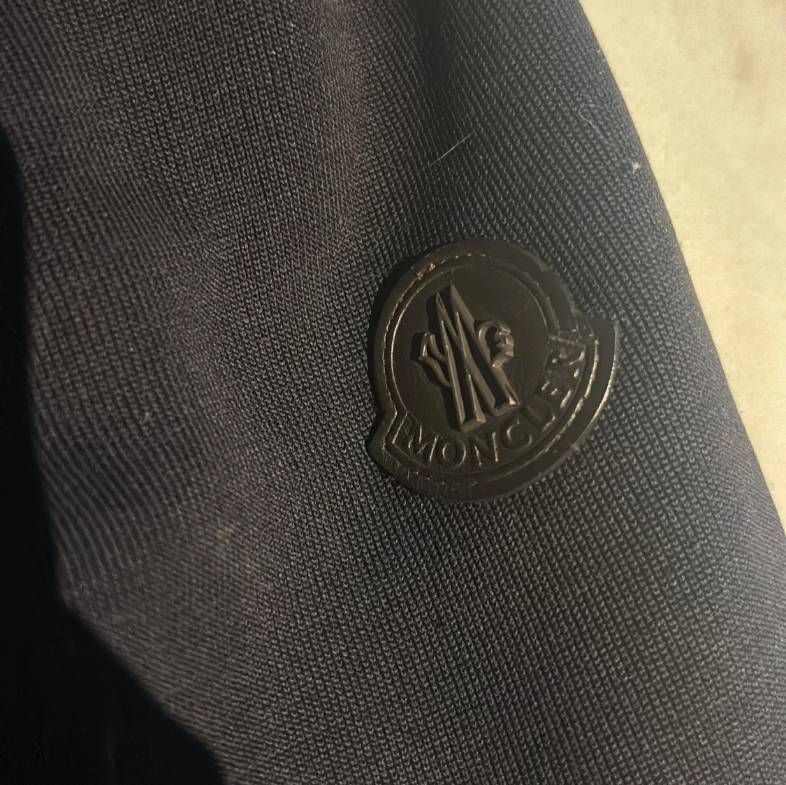 Svart dunjacka äkta moncler  - 2