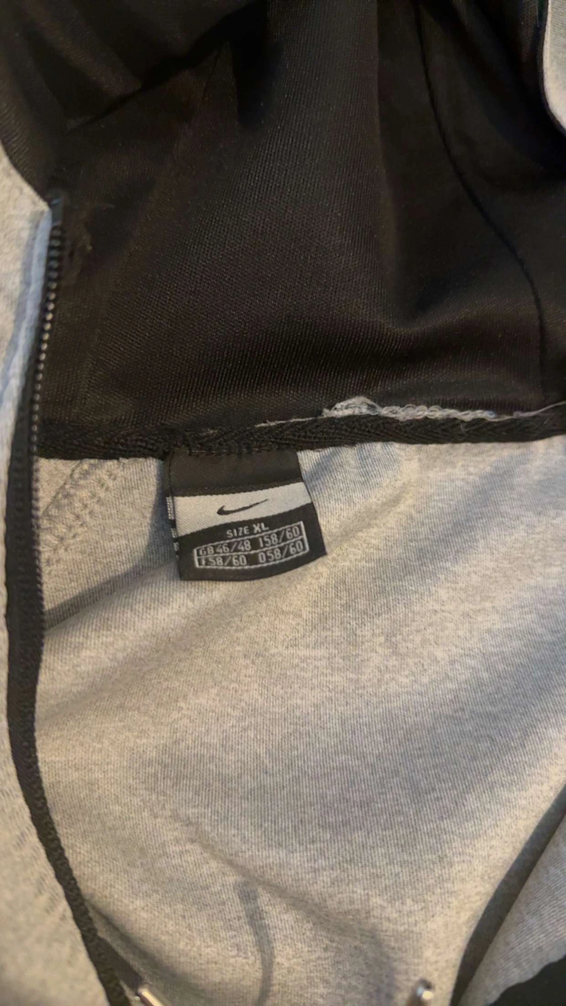 Grå nike tech från Nike XL - 1