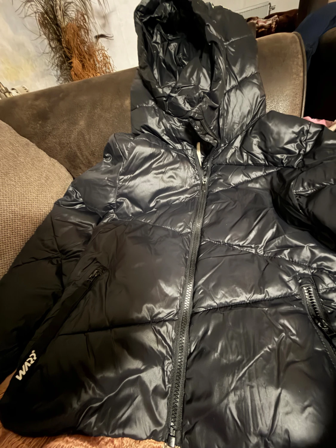 Svart pufferjacka från Warp - 1