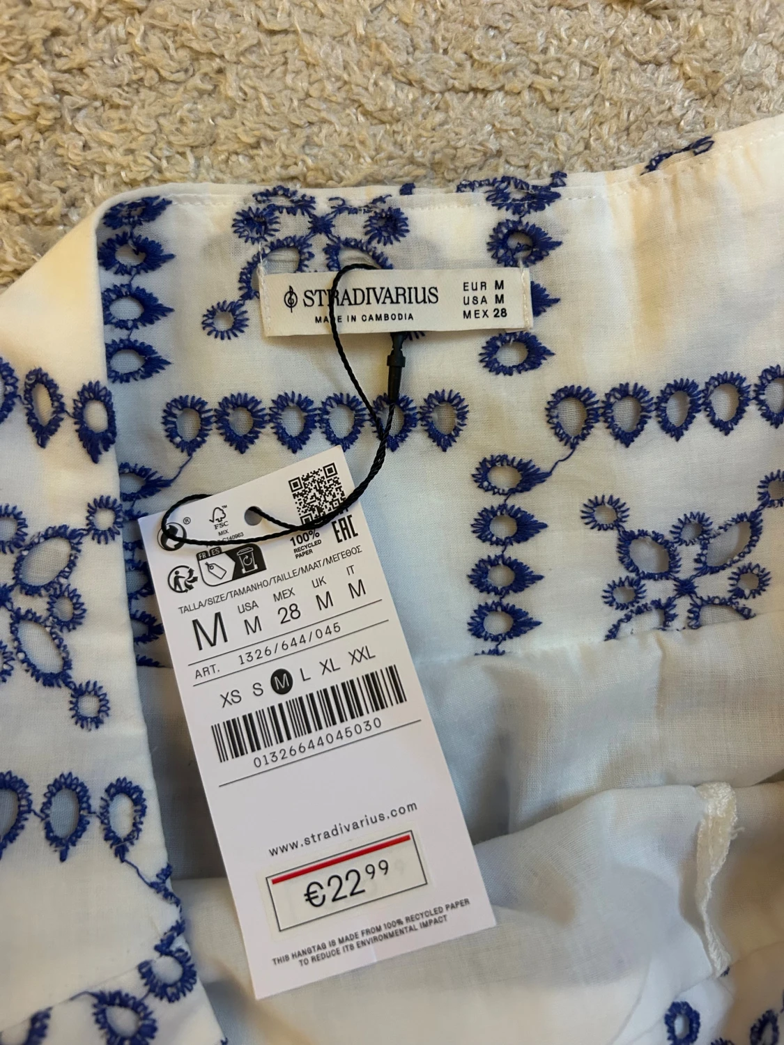 Minikjol från strandivarius