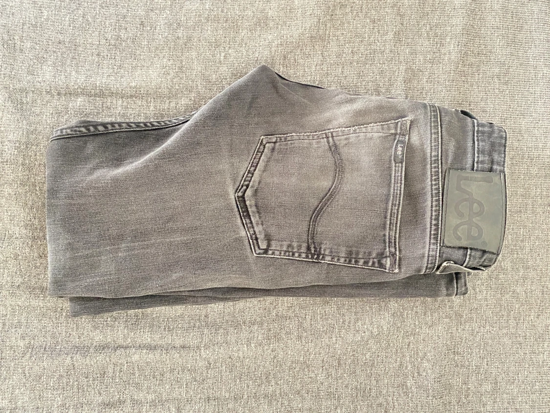 Grå jeans från Lee - 1