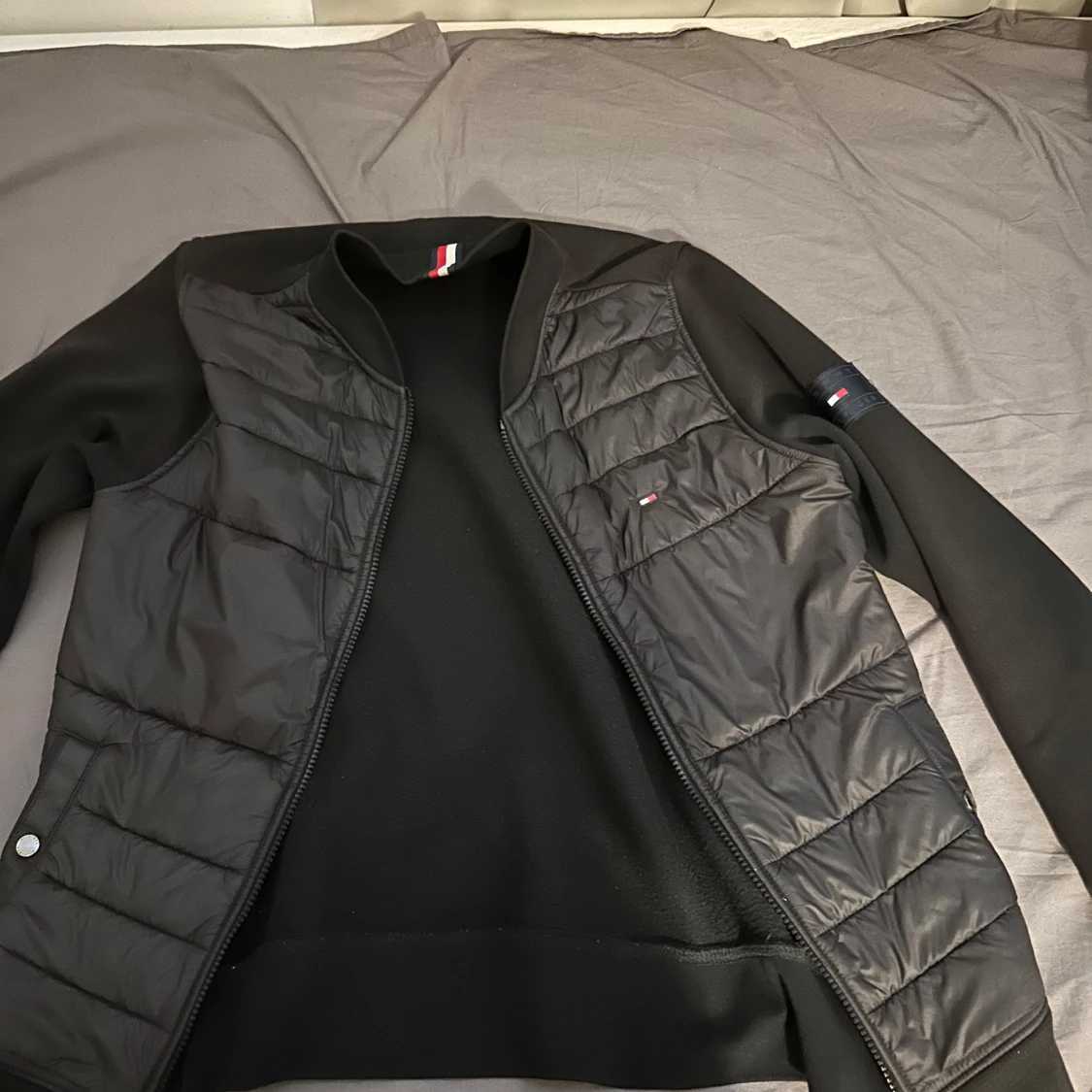 Svart Cardigan jacka  från Tommy Hilfiger - 1