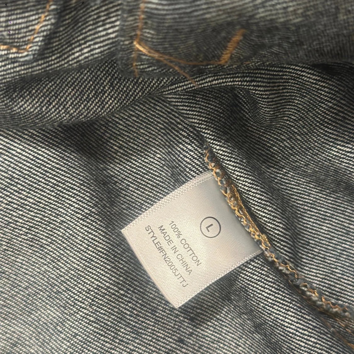 Mörkblå jeansjacka från Fashion Nova - 2