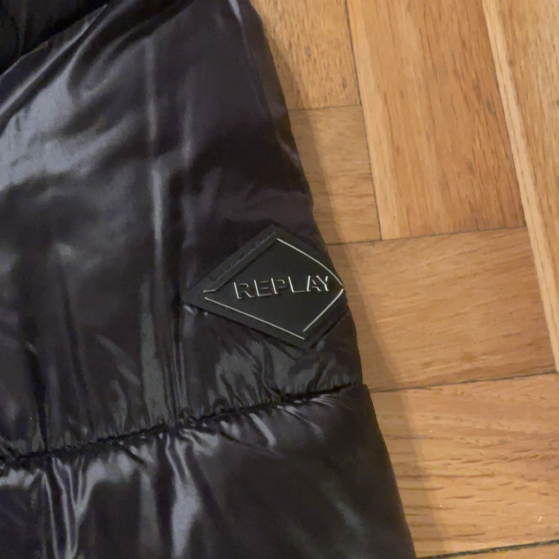 Svart pufferjacka från Replay - 2