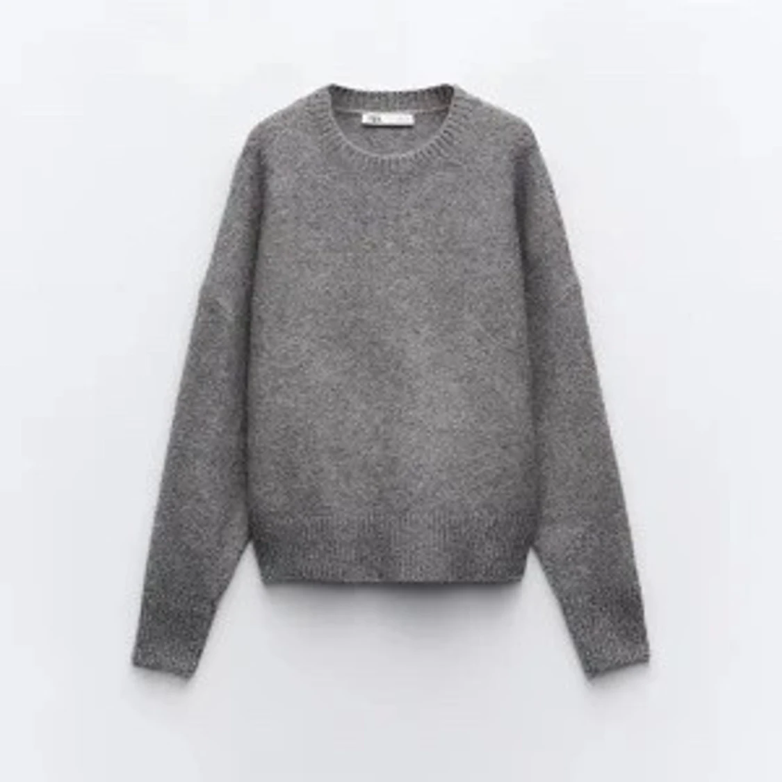 Grå stickad tröja från Zara - 1