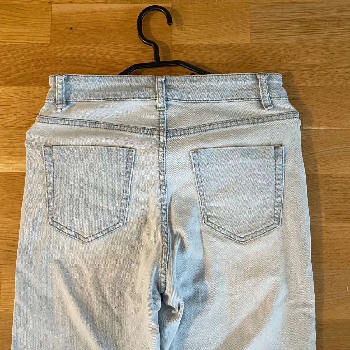 Ljusblå bootcut jeans med hög midja - 4
