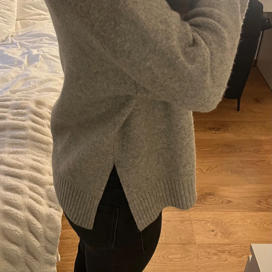 Grå stickad tröja med slits från Zara - 1