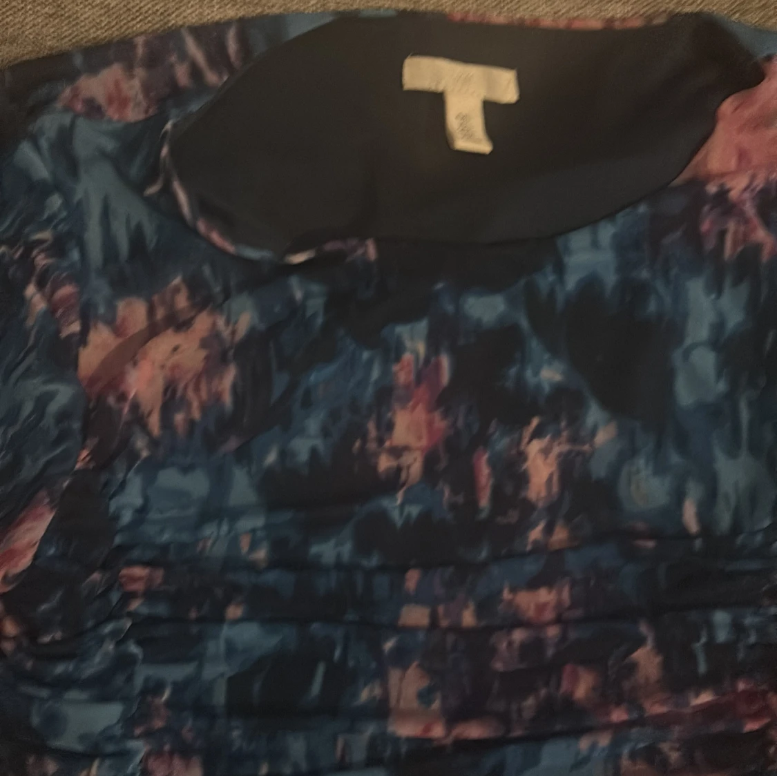 Blå och rosa mönstrad klänning H&M - 1