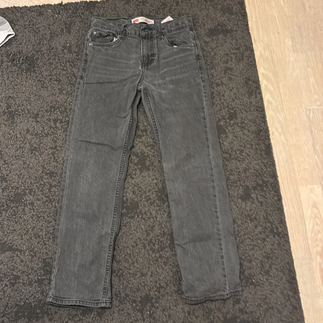 Levi's 551Z grå jeans straight fit
