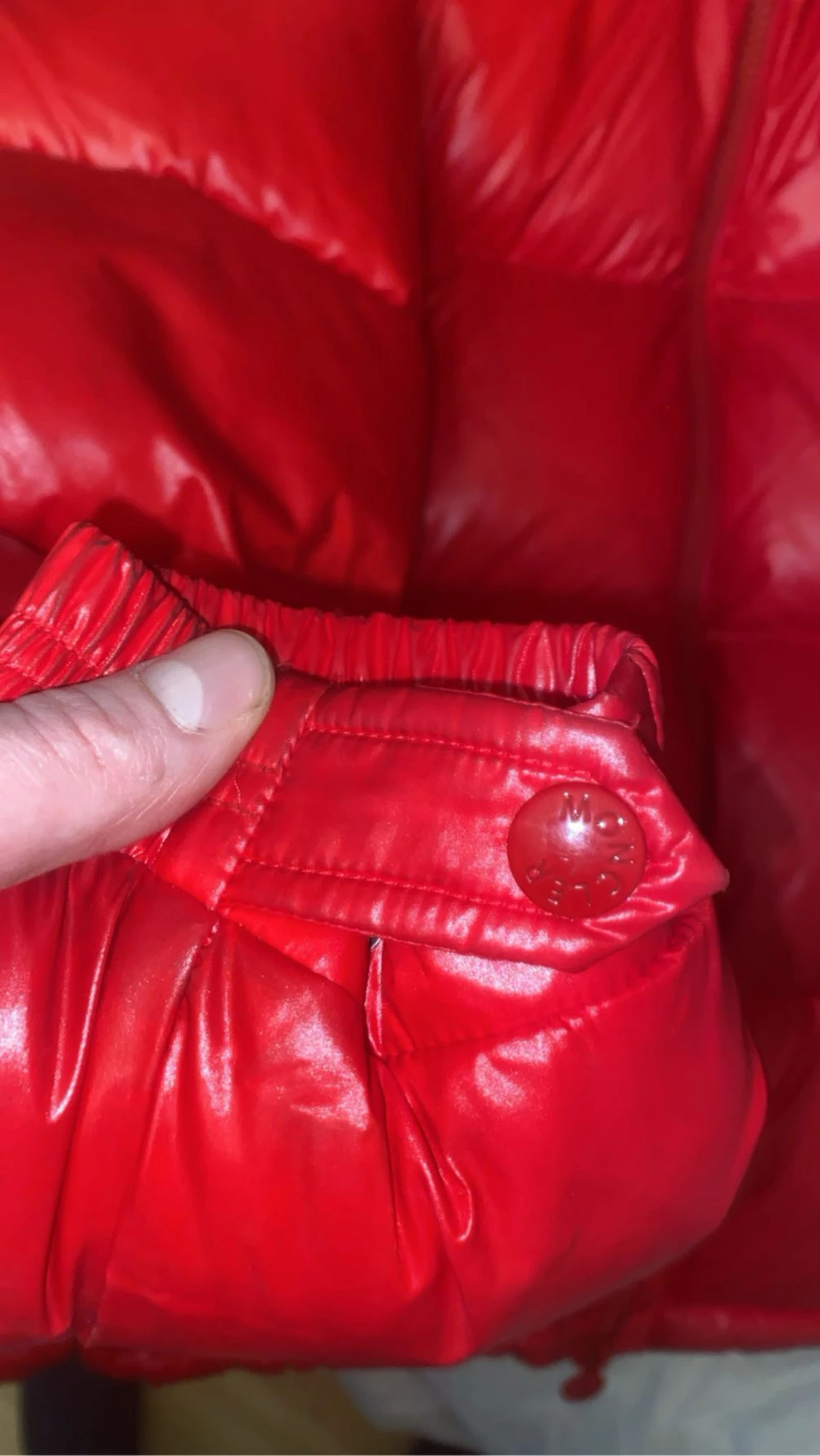 Röd Moncler encrins - 3