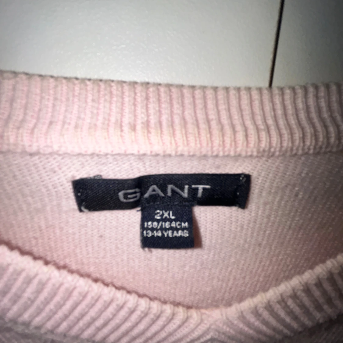 Ljusrosa stickad tröja från GANT - 2