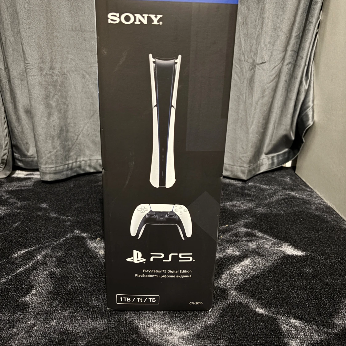 Playstation 5 (1 TB) - 1